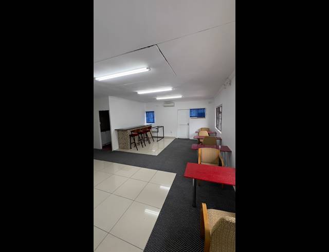 200M² OFFICE TO LET IN MORNINGSIDE